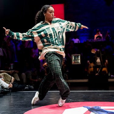 (c) Little Shao (c) Little Shao