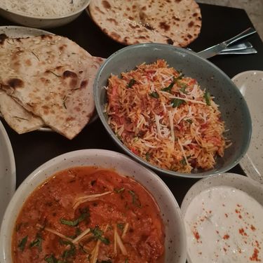 Lakhi's multiple food cover