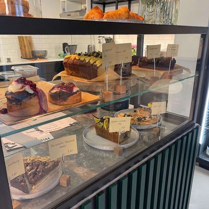 cakes