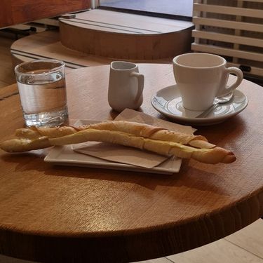 Favorite Kamer restaurant, table with breakfast on it