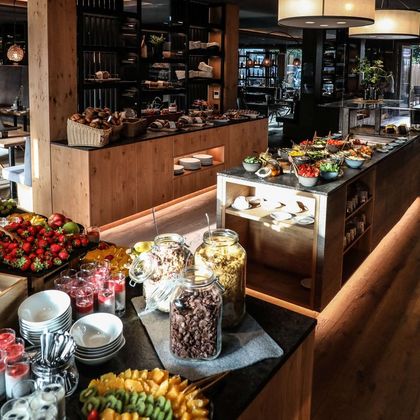 Hotel Gerl breakfast buffet
